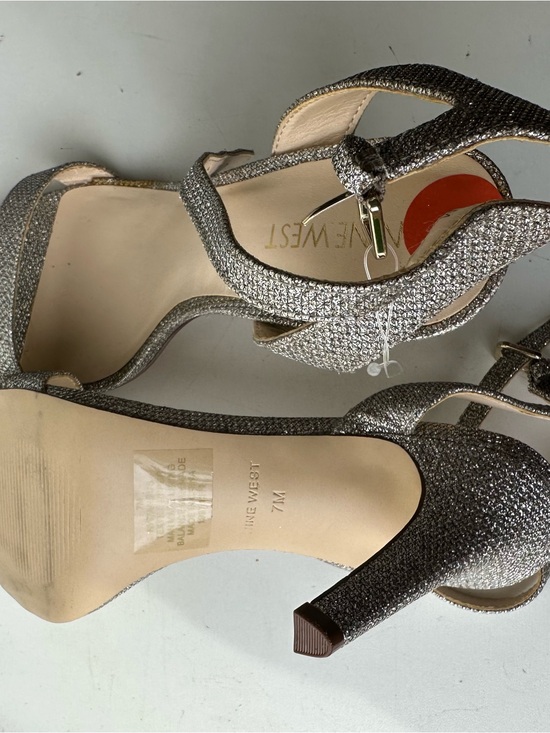 Nine West Womens Silver Glitter Heeled Sandals Ankle Strap Dress Shoes Size 7M